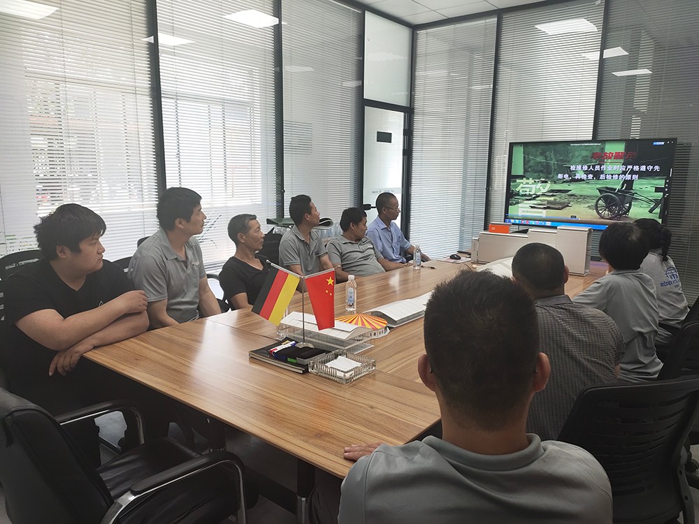 華燁篷房組織開展安全生產(chǎn)教育培訓(xùn)活動 華燁篷房組織開展安全生產(chǎn)教育培訓(xùn)活動