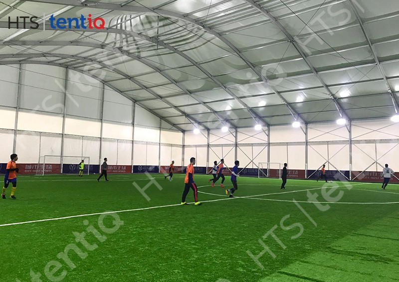 足球場大棚全方位解決方案，滿足項目全年任何季節(jié)均可順利進(jìn)行