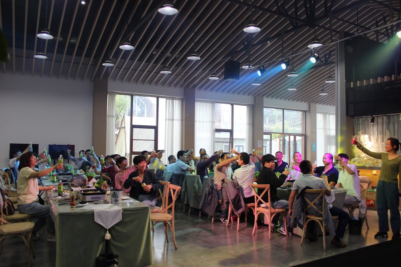 華燁建筑科技團(tuán)建日，接下來讓我們攜手并肩戰(zhàn)斗吧