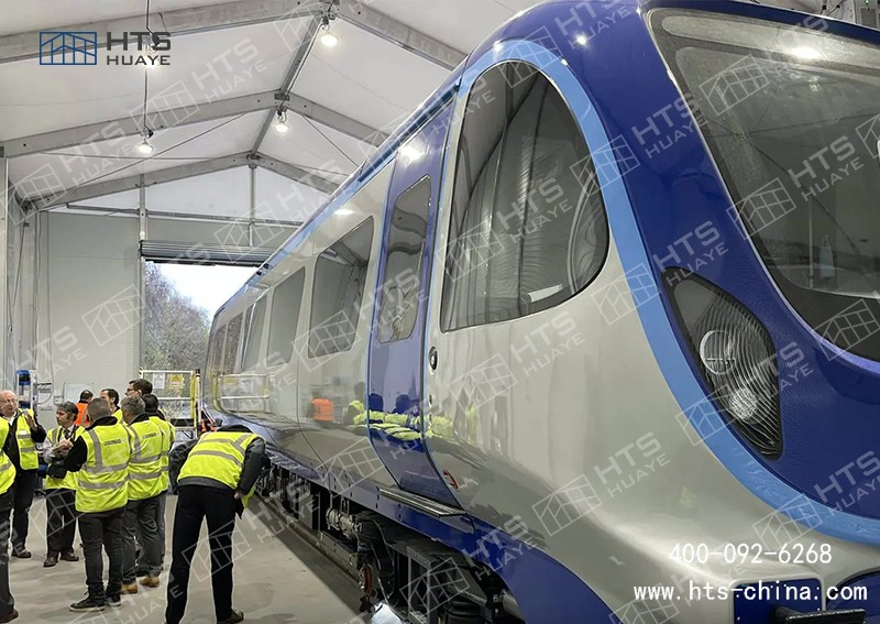 鋁合金結(jié)構(gòu)篷房框架為鋁合金材質(zhì)，抗風(fēng)10級(jí)，覆蓋為B1級(jí)阻燃材料