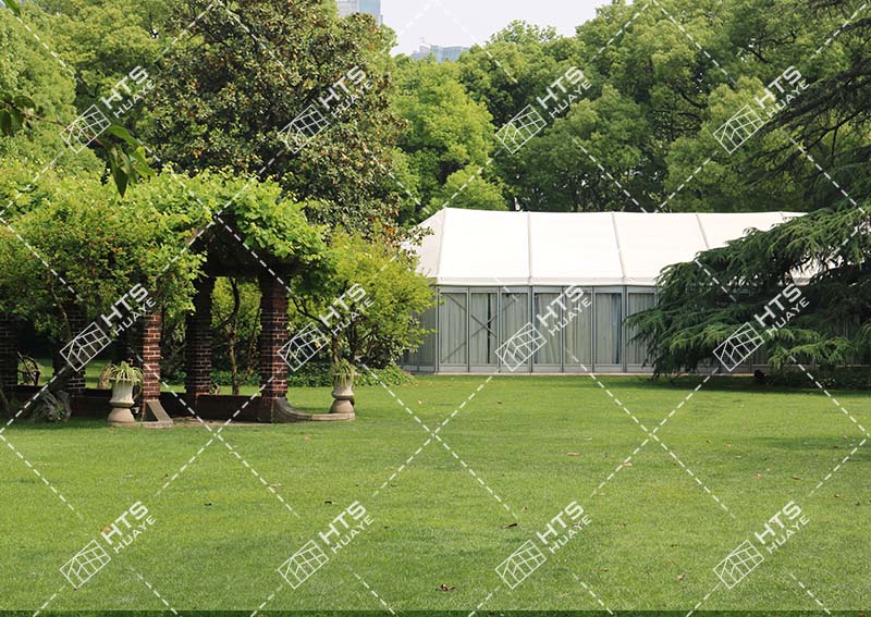 鋁合金結構篷房在五星級酒店行業的應用，不是住宿，而是活動空間