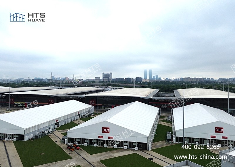 為上海成功交付了 4 座大型展覽篷房,助力當地會展活動的順利開展 為上海成功交付了 4 座大型展覽篷房,助力當地會展活動的順利開展
