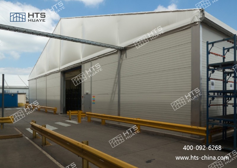 裝配式倉(cāng)庫(kù)篷房打破了高標(biāo)倉(cāng)與鋼構(gòu)倉(cāng) “雙雄并立” 的傳統(tǒng)格局 裝配式倉(cāng)庫(kù)篷房打破了高標(biāo)倉(cāng)與鋼構(gòu)倉(cāng) “雙雄并立” 的傳統(tǒng)格局