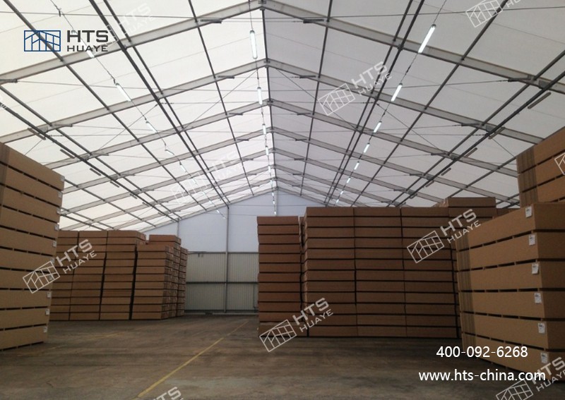 裝配式倉(cāng)庫(kù)篷房打破了高標(biāo)倉(cāng)與鋼構(gòu)倉(cāng) “雙雄并立” 的傳統(tǒng)格局 裝配式倉(cāng)庫(kù)篷房打破了高標(biāo)倉(cāng)與鋼構(gòu)倉(cāng) “雙雄并立” 的傳統(tǒng)格局